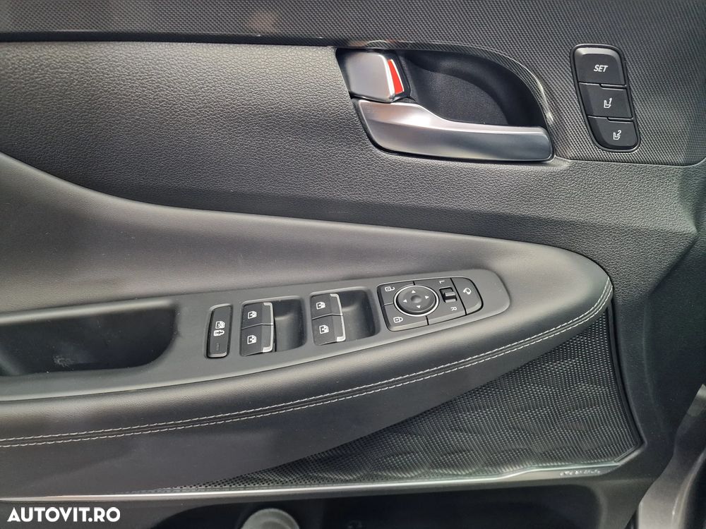 Hyundai Santa Fe 1.6 Plugin-Hybrid 4WD Prime - 33