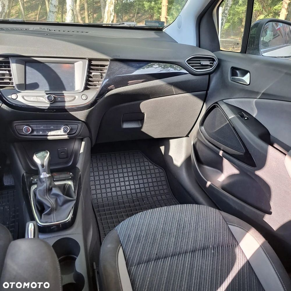 Opel Crossland X 1.2 120 Lat - 6