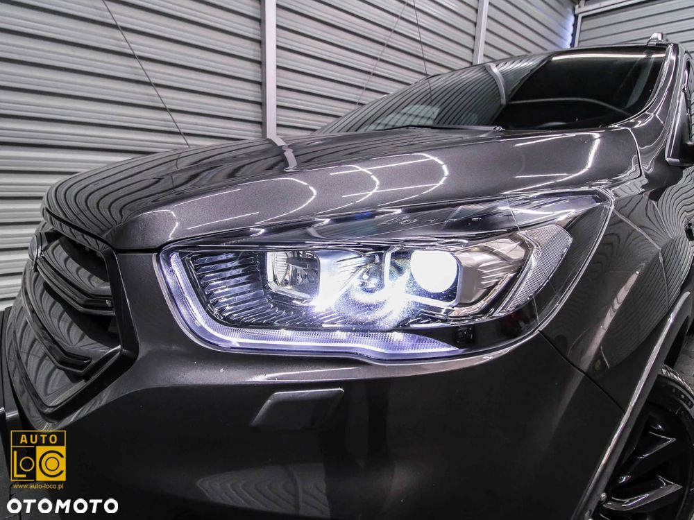 Ford Kuga 1.5 EcoBoost 2x4 ST-Line - 28