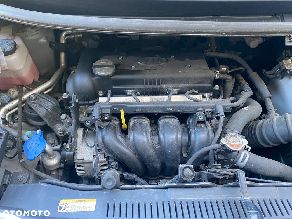Kia Venga 1.4 L - 24