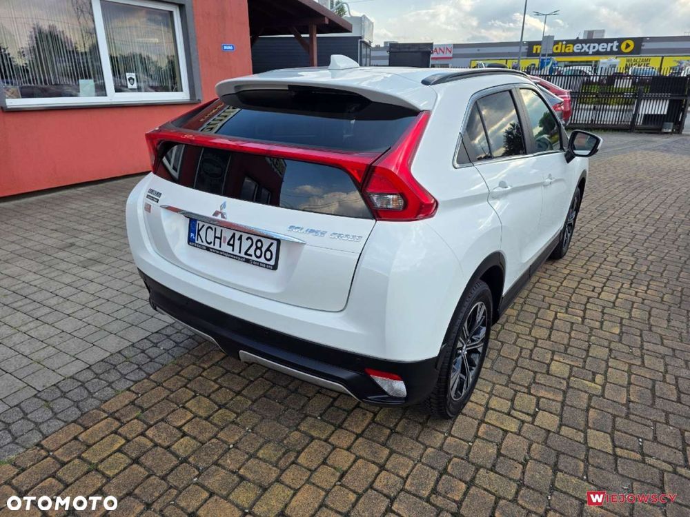 Mitsubishi Eclipse Cross - 10