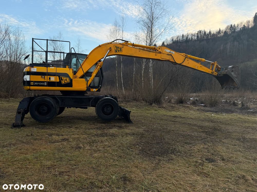 JCB JS130W Koparka Kołowa 13ton z Łapami podporami Hydr.! Najlepszy niezawodny Silnik ISUZU 105 KM. Długie ramię PLUS. Sprowadzona z Norwegii Pracowała przy śmieciach! ZADBANA bez luzów i wycieków! KLIMA. Zamki na tłokach. Potężna moc! Okazja TANIO! - 5