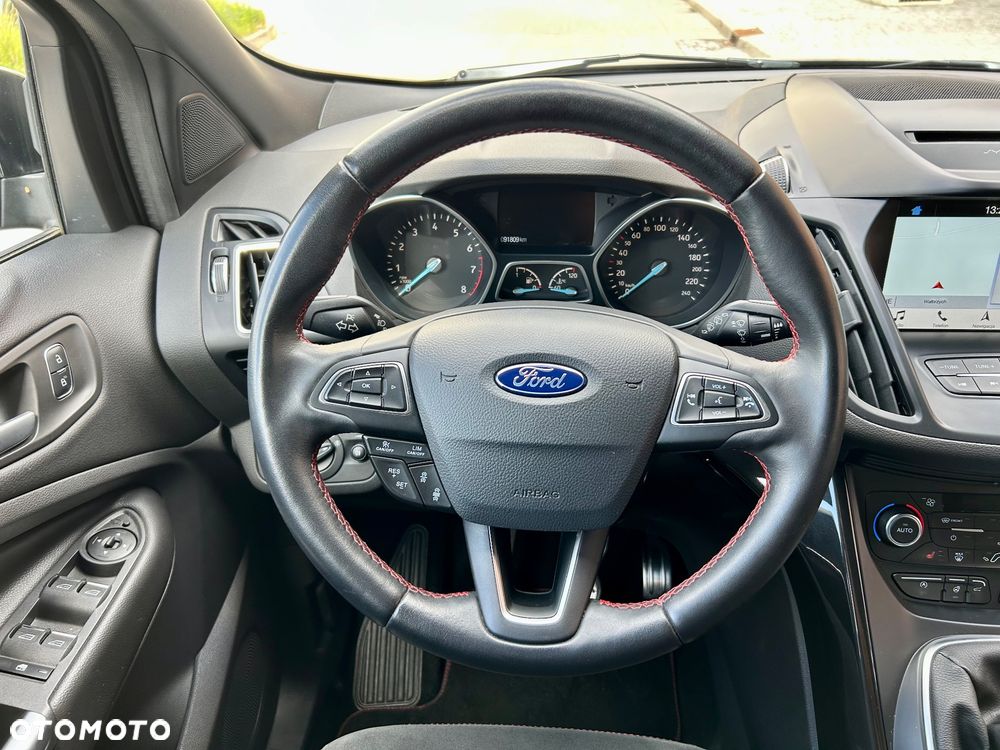 Ford Kuga 1.5 EcoBoost 2x4 Titanium - 23