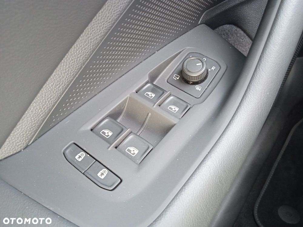 Volkswagen Passat - 37