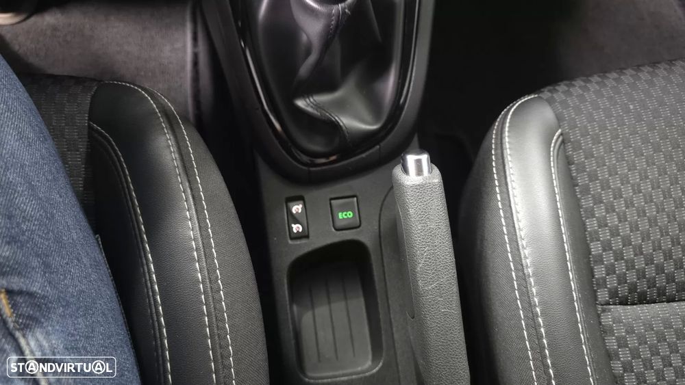 Renault Clio 0.9 TCE Luxe - 16