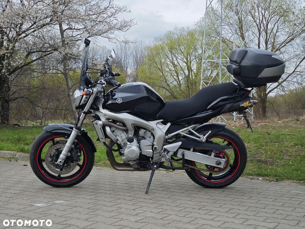 Yamaha FZ6 - 2