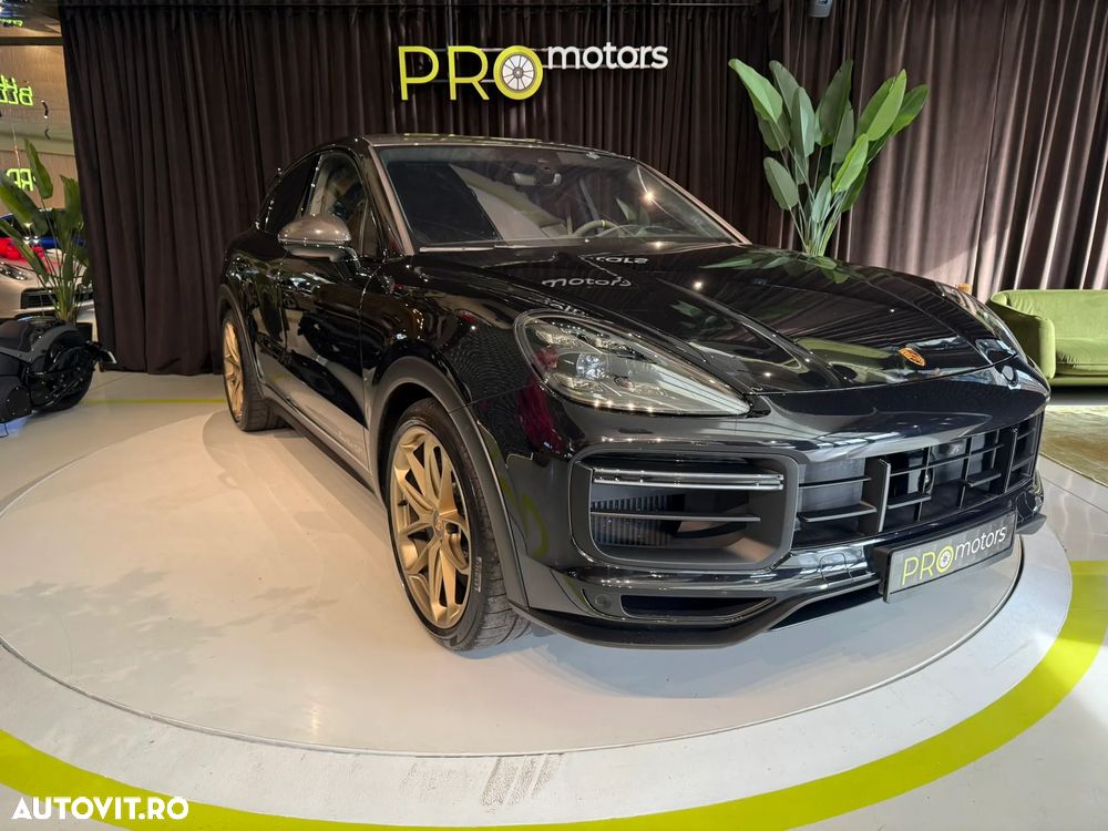 Porsche Cayenne Coupe - 3