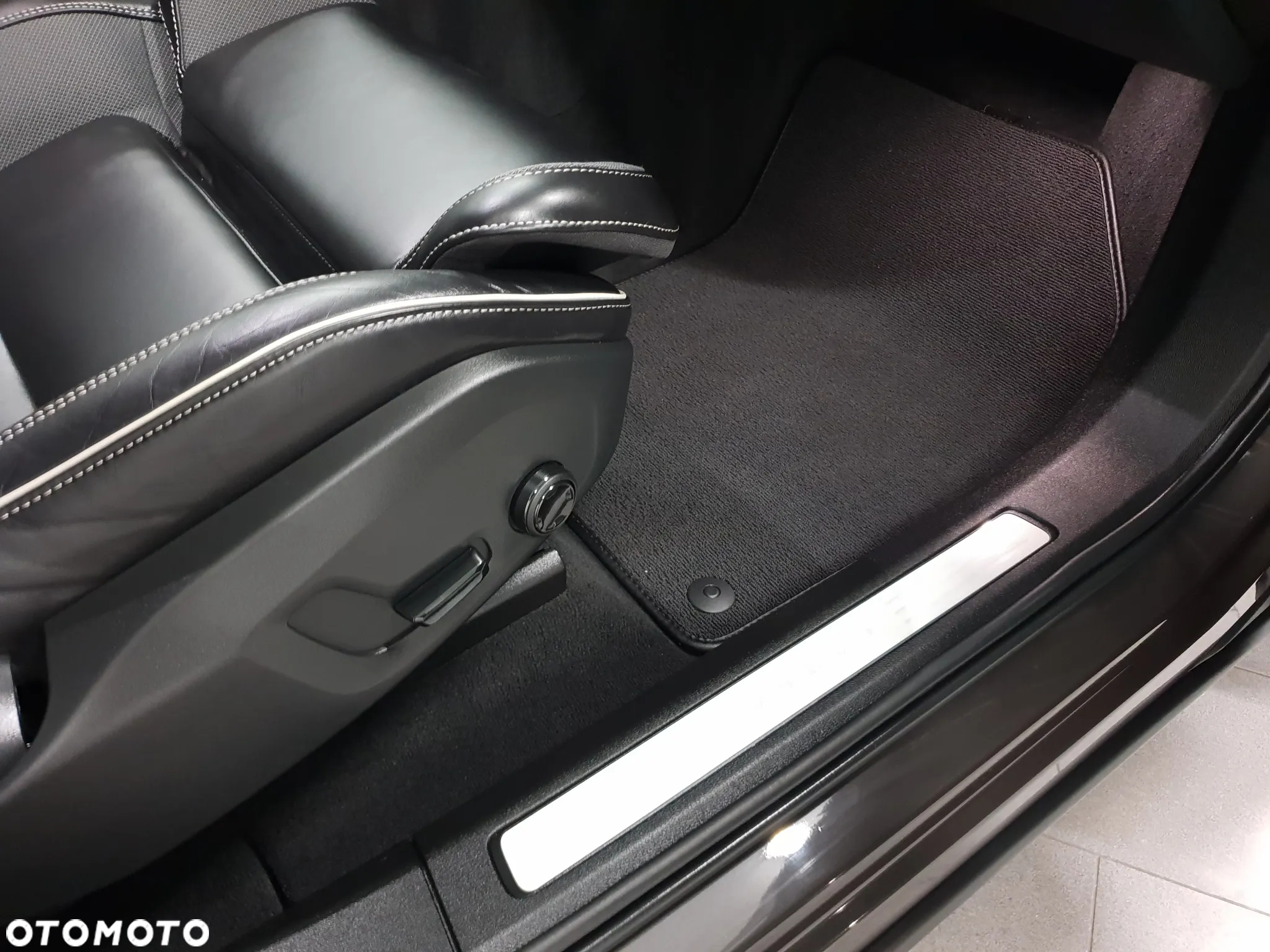 Volvo XC 60 B4 D Geartronic RDesign - 20