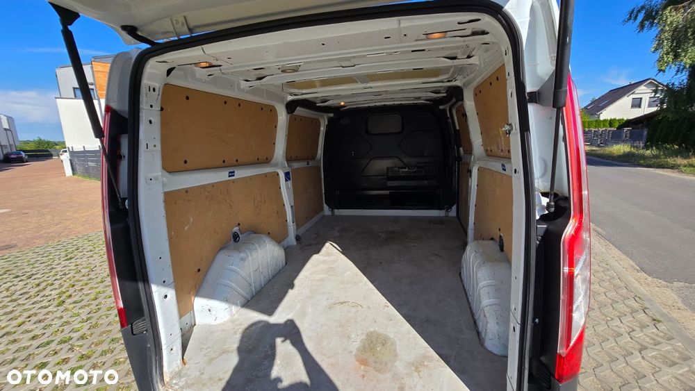 Ford Transit Custom - 13