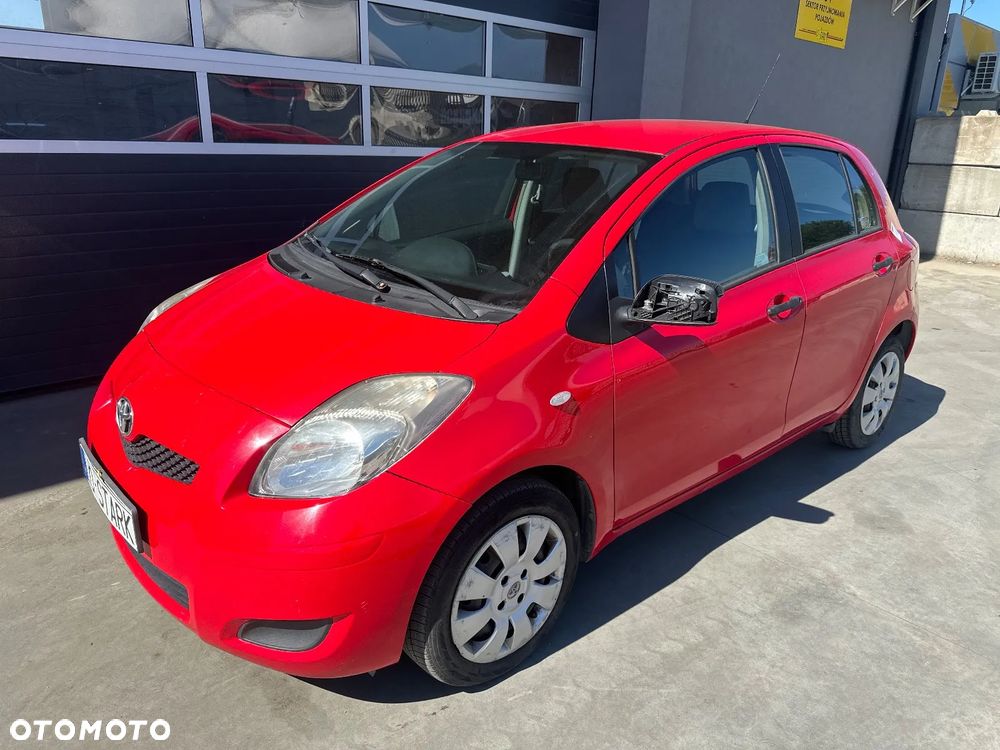 Toyota Yaris 1.33 Luna - 1
