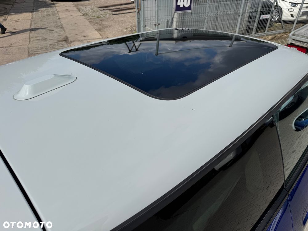 MINI Cooper SE Classic Trim - 21
