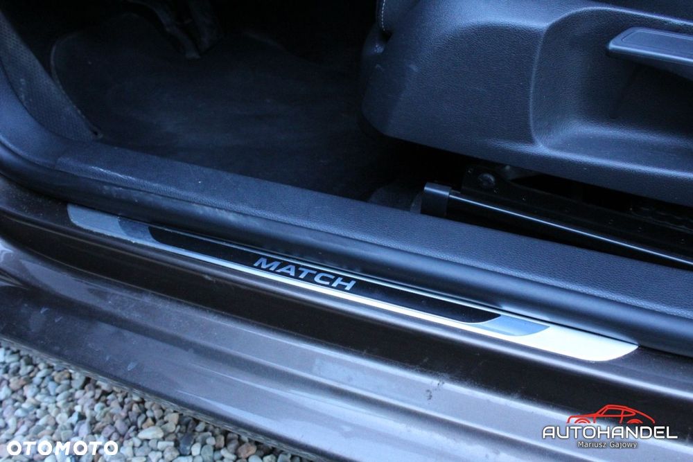Volkswagen Golf - 9
