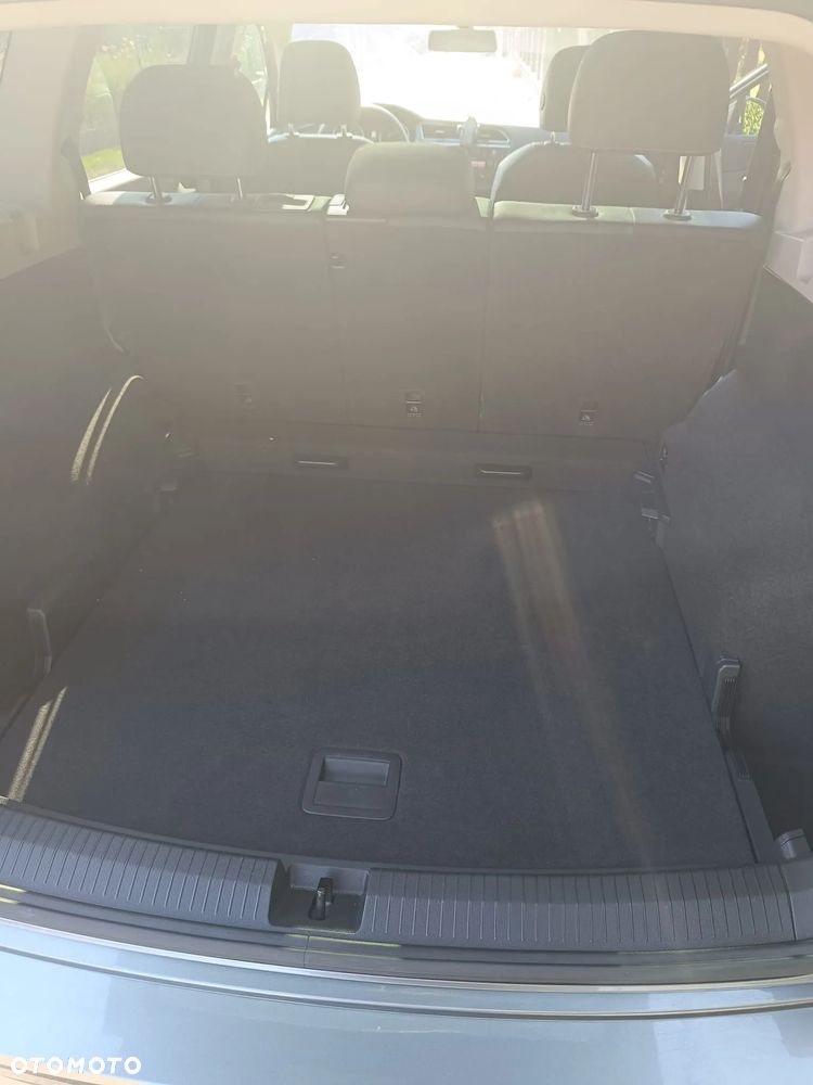 Volkswagen Tiguan Allspace - 13