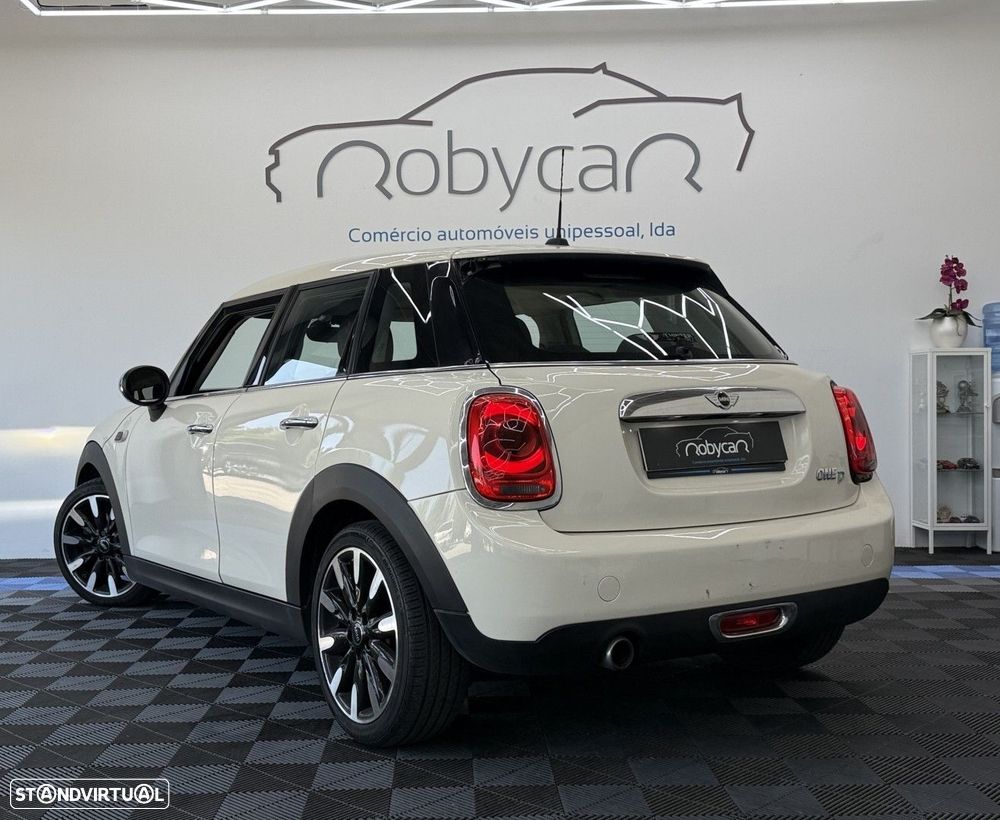 MINI 5 Portas One D - 5
