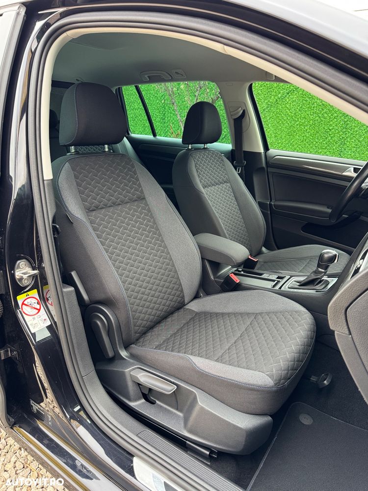 Volkswagen Golf 1.6 TDI DSG Join - 10