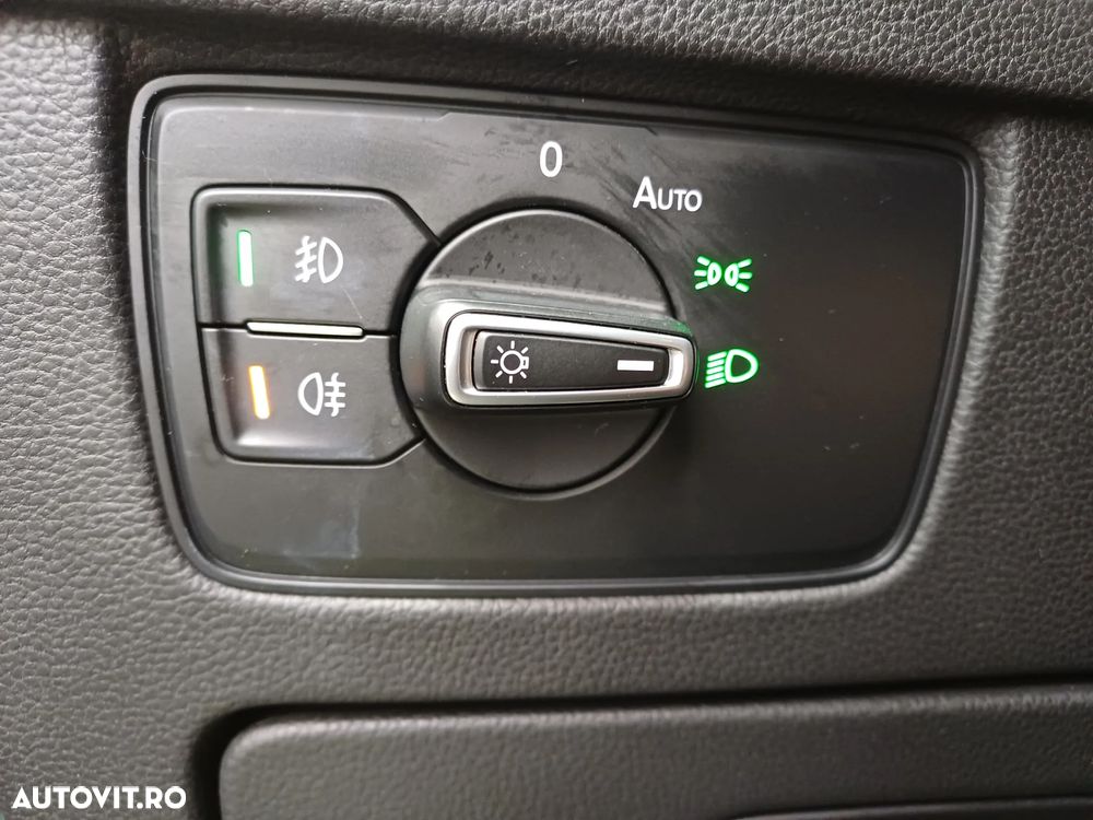 Volkswagen Passat 2.0 TDI SCR DSG Elegance - 12