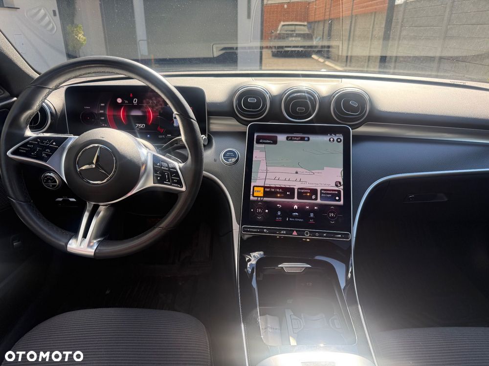 Mercedes-Benz Klasa C 200 d 9G-TRONIC - 4