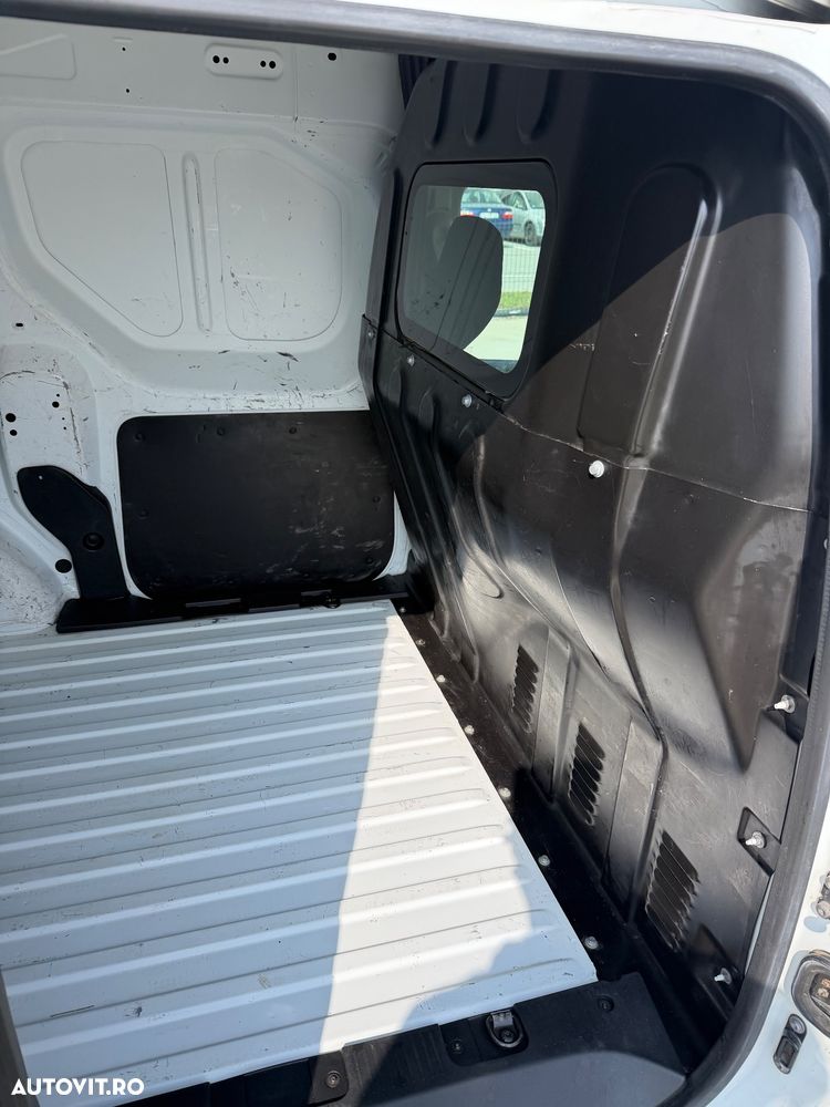 Renault EXPRESS - 7