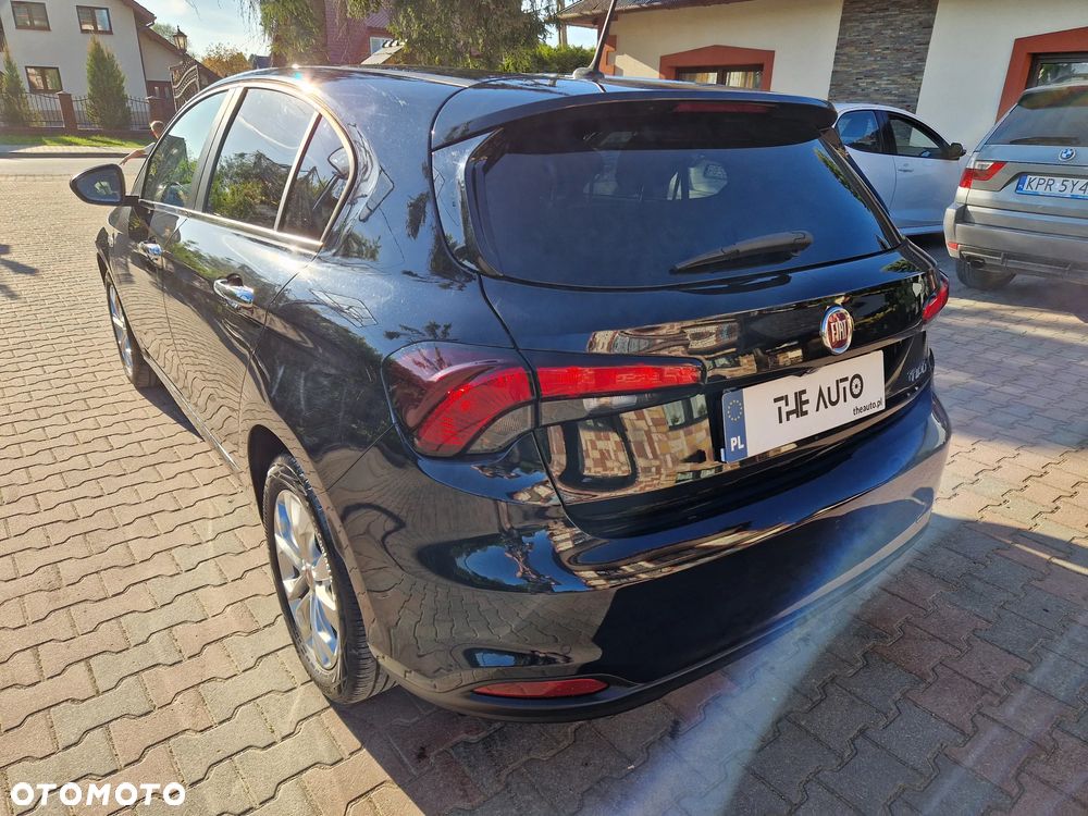 Fiat Tipo 1.4 16v Lounge EU6d - 35