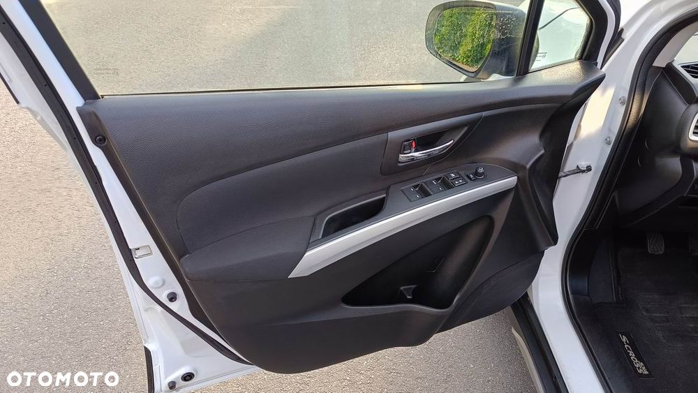 Suzuki SX4 S-Cross - 30