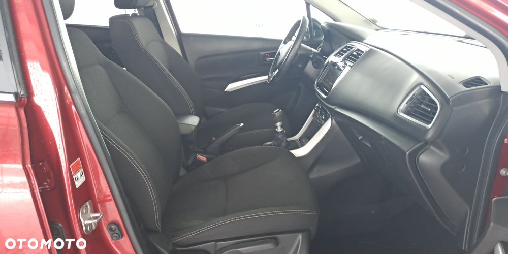 Suzuki SX4 S-Cross 1.6 DDiS 4x2 limited+ - 33