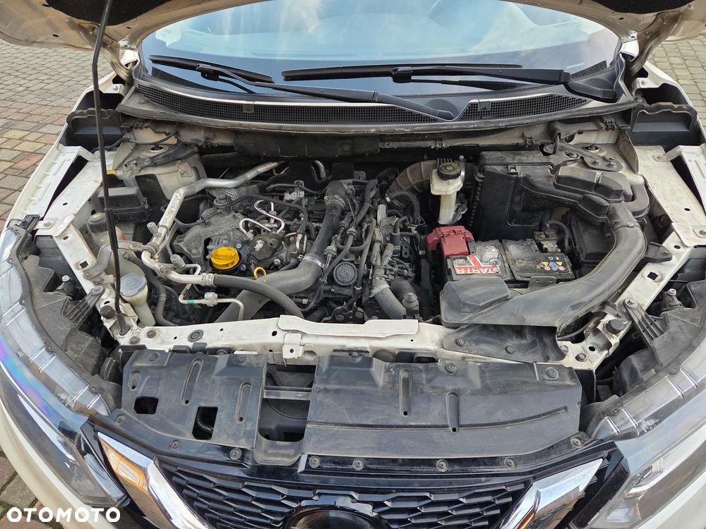 Nissan Qashqai 1.3 DIG-T ACENTA - 6