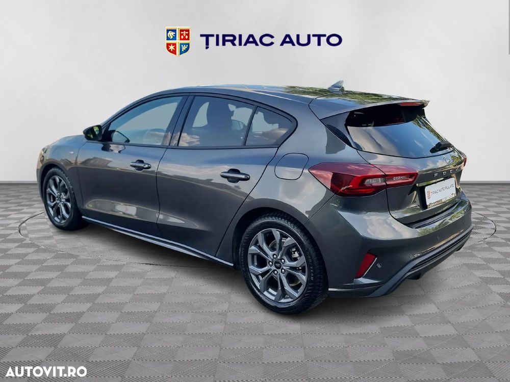 Ford Focus 1.5 EcoBlue Start-Stopp-System Aut. ST-LINE DESIGN - 4