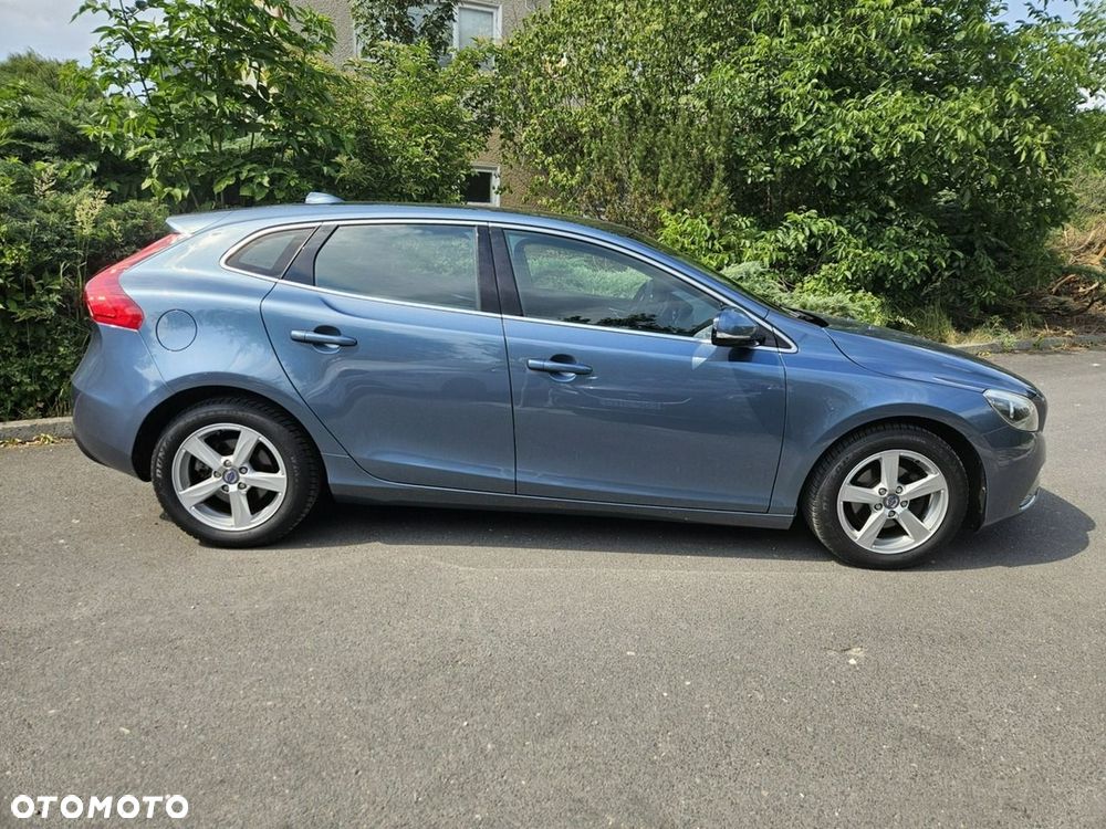 Volvo V40 D2 Momentum - 5