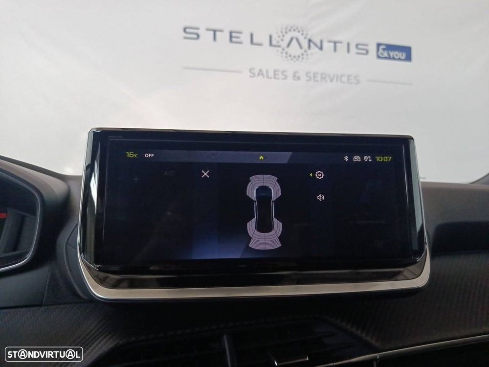 Peugeot 2008 1.2 Hybrid Allure e-DCS6 - 24