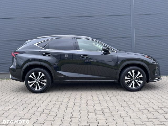 Lexus NX 300h F Impression AWD - 7