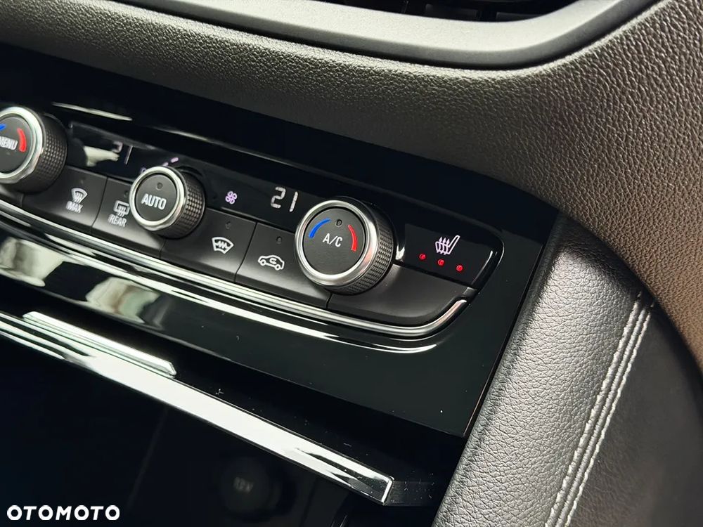 Opel Grandland 1.5 CDTI Ultimate S&S - 8