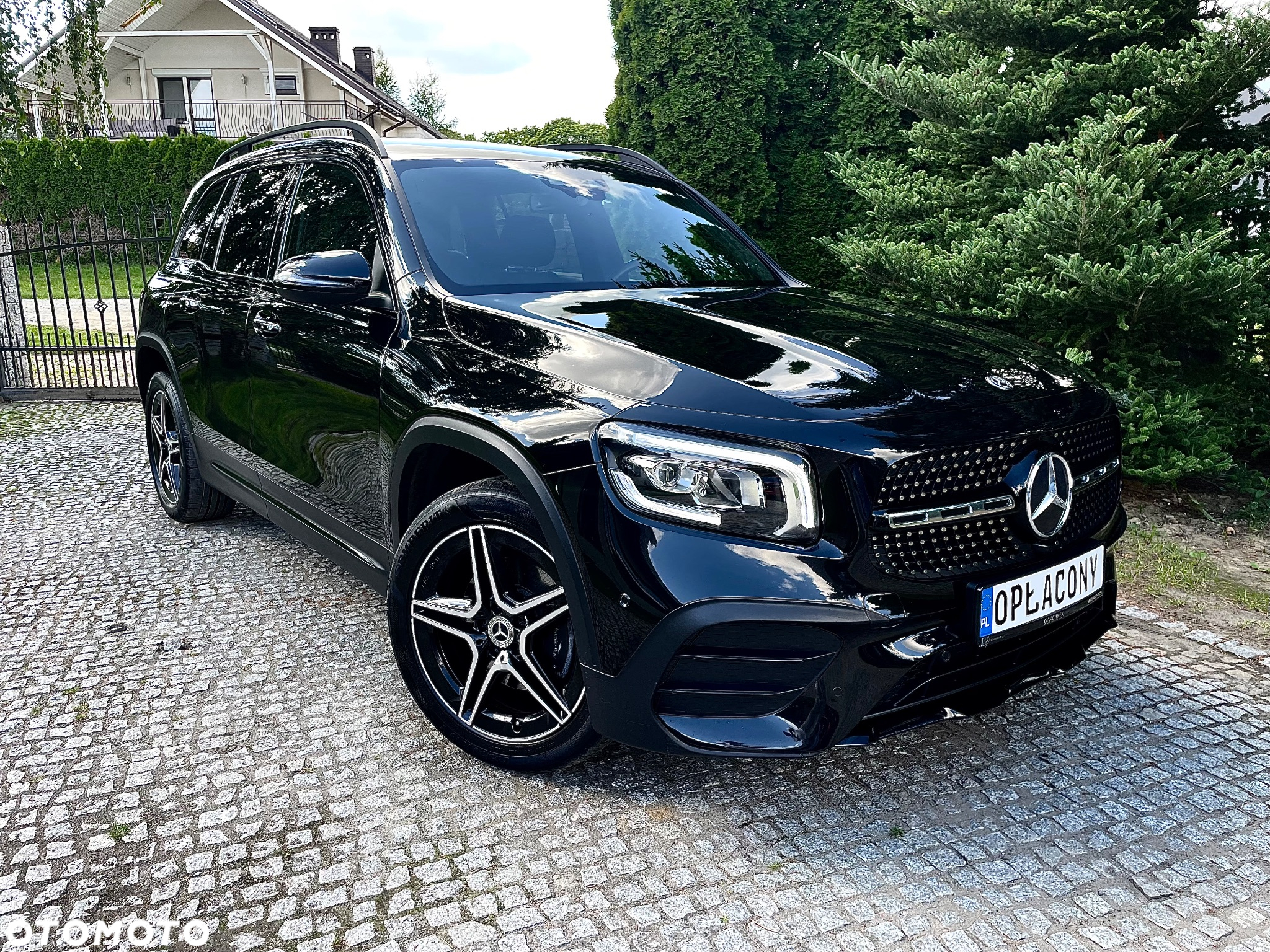 Mercedes-Benz GLB 200 d 8G-DCT AMG Line - 2