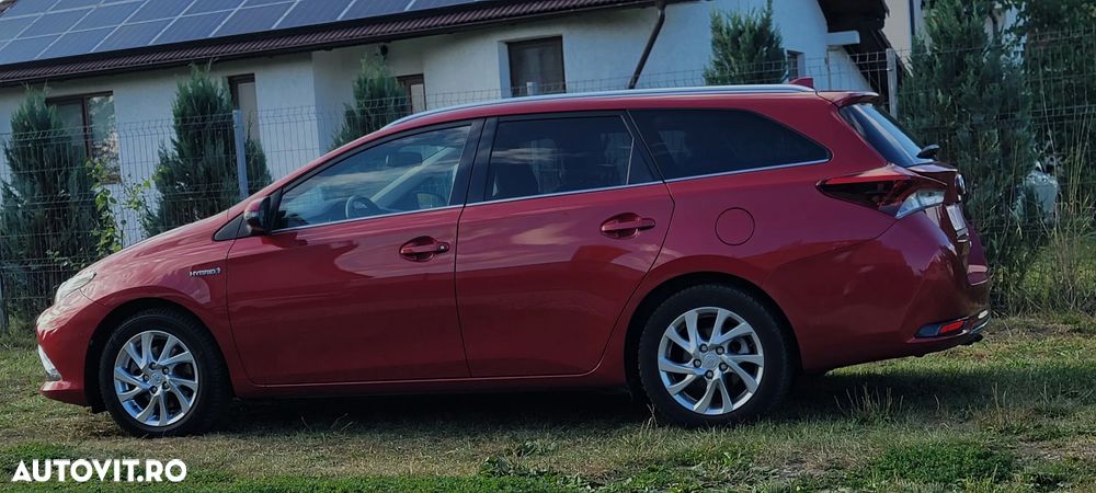Toyota Auris 1.8 VVT-i Automatik Comfort - 4