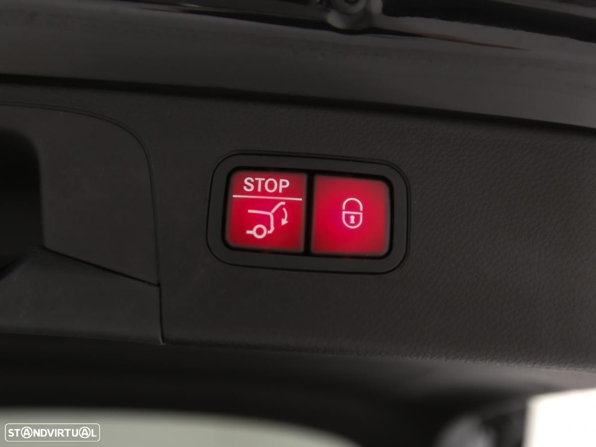 Mercedes-Benz GLC 300 e 4Matic - 26