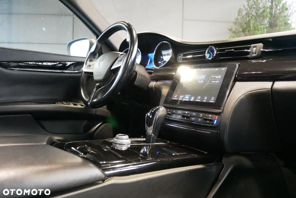 Maserati Quattroporte S - 27