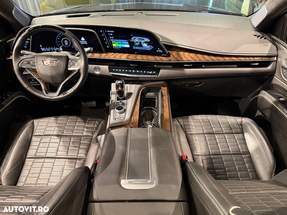 Cadillac Escalade 6.2 V8 ESV Platinum - 27