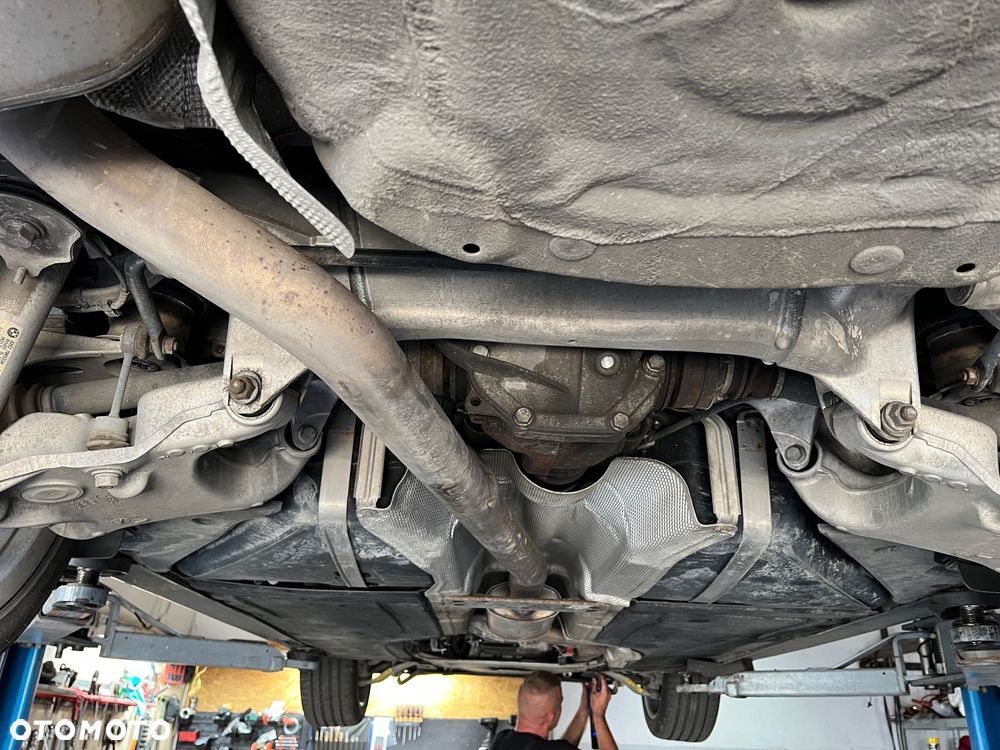 BMW Seria 5 - 38