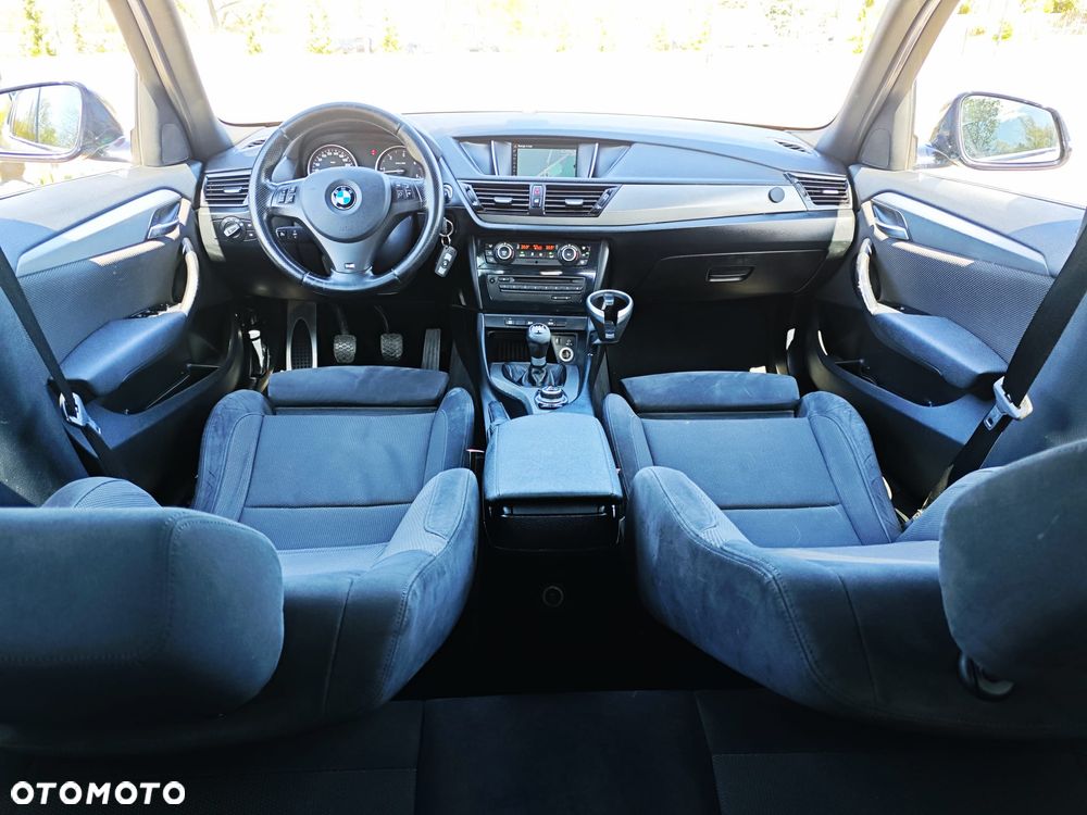 BMW X1 sDrive18d Sport Line - 4