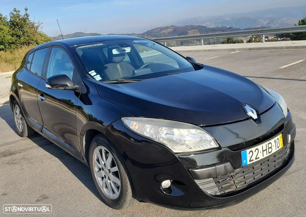 Renault Mégane 1.5 dCi Dynamique S - 2