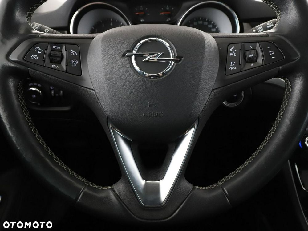 Opel Astra 1.2 T Elegance S&S - 22
