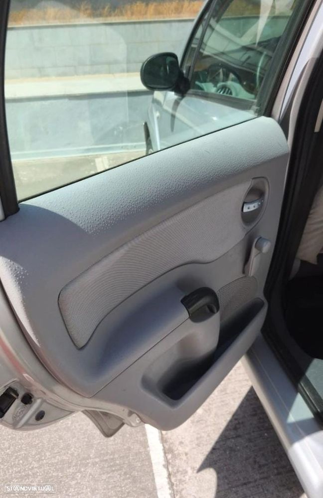 Citroën C3 1.6 16V Exclusive - 6