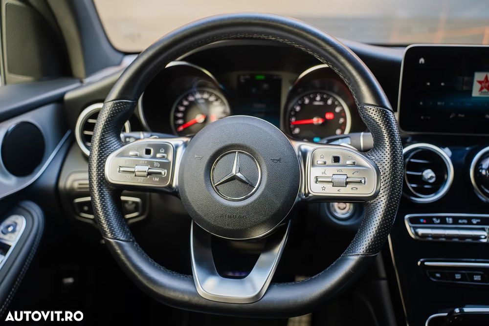 Mercedes-Benz GLC Coupe 200 4Matic 9G-TRONIC AMG Line - 18
