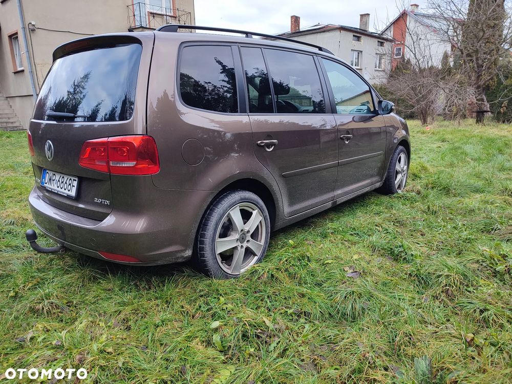 Volkswagen Touran 2.0 TDI DPF Highline DSG - 5