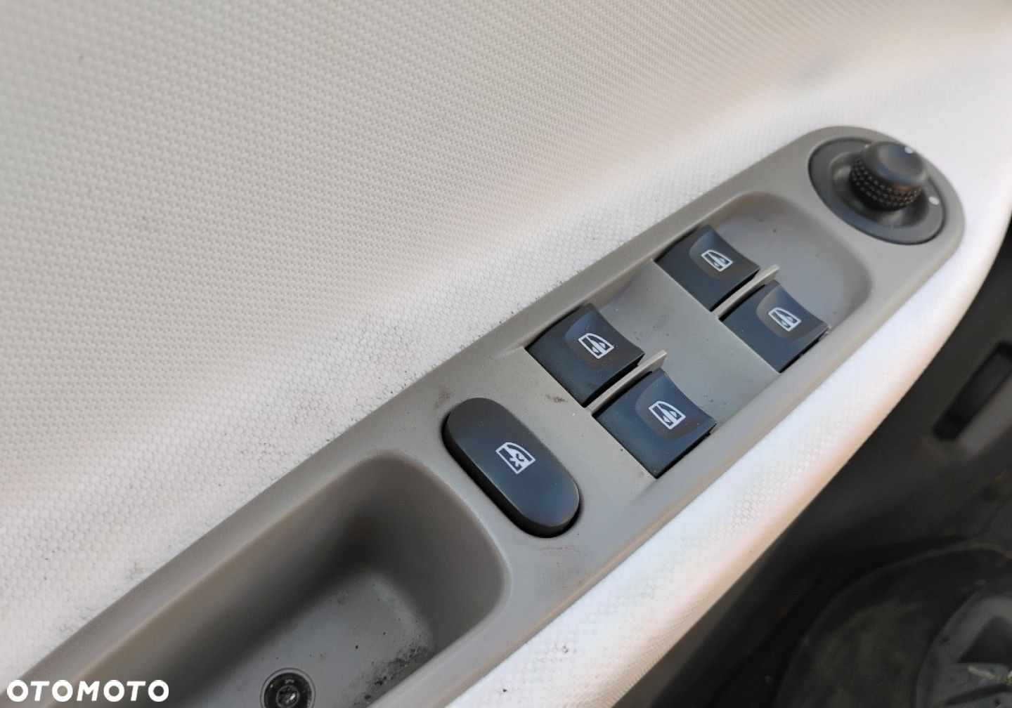 Renault Zoe - 11