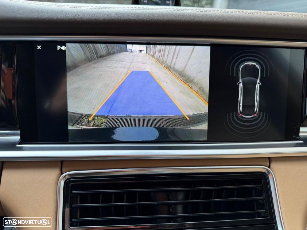 Porsche Panamera 4 E-Hybrid Platinum Edition - 17