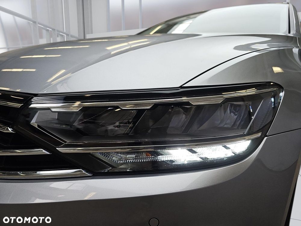 Volkswagen Passat Variant 2.0 TDI EVO Business DSG - 32
