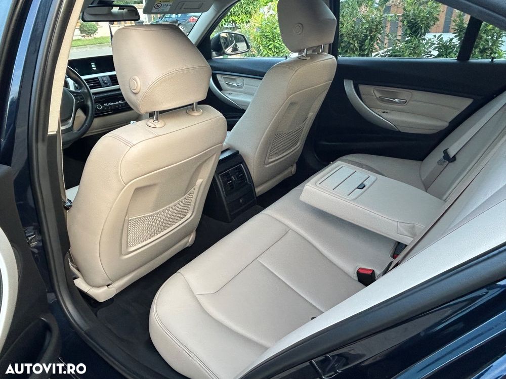BMW Seria 3 330e iPerformance AT Luxury Line - 4
