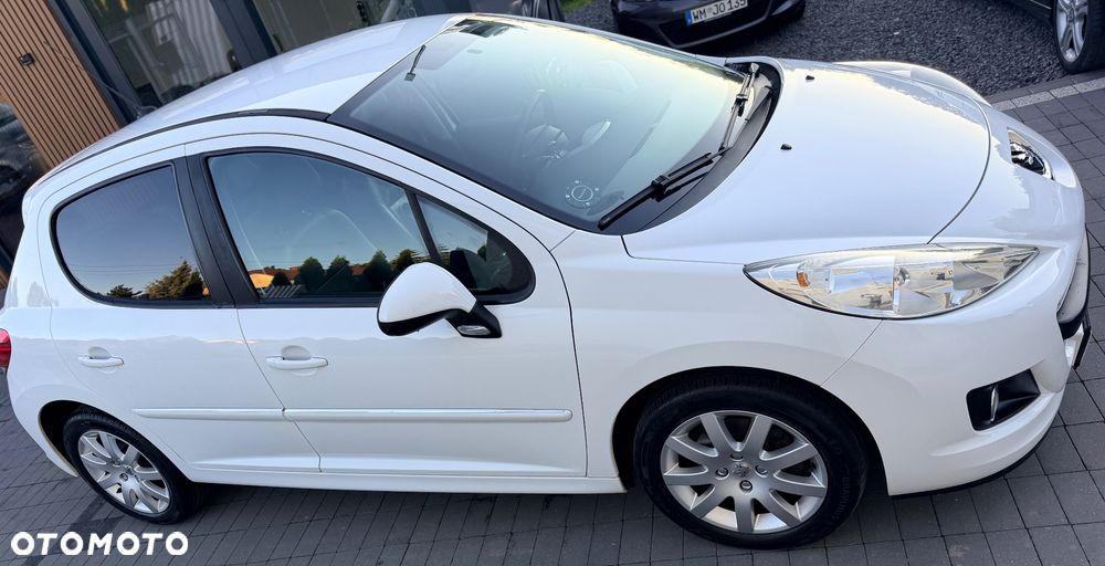Peugeot 207 120 VTi Sport - 28