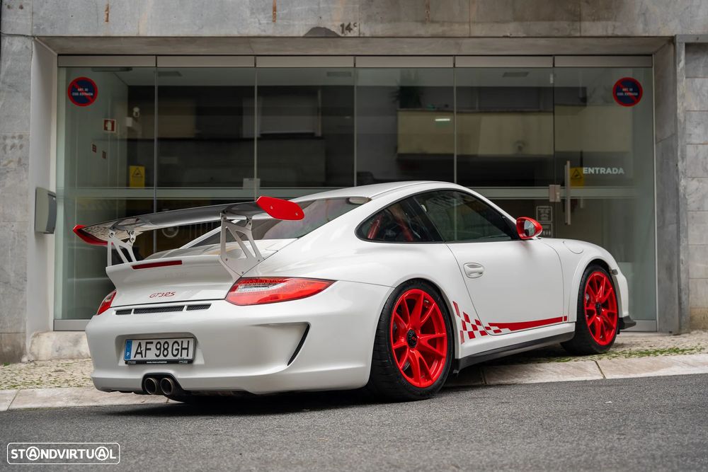 Porsche 911 (997) GT3 RS - 24