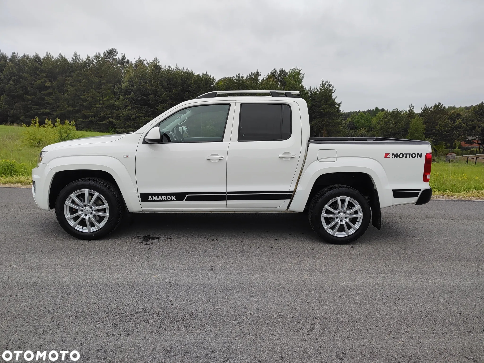 Volkswagen Amarok 3.0 V6 TDI 4Mot Comfortline - 29